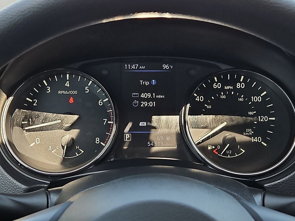 Used 2020 Nissan Rogue Sport SV FWD image 29