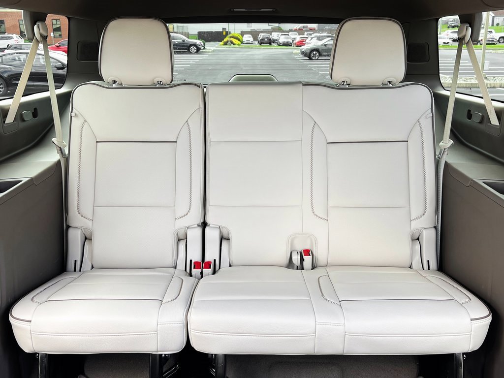 Used 2025 GMC Yukon XL Denali image 23