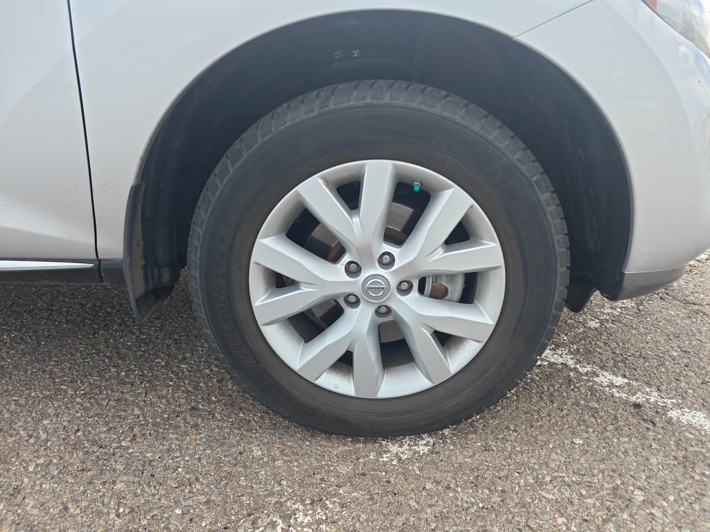 Used 2014 Nissan Murano SL w/ Navigation Package image 9