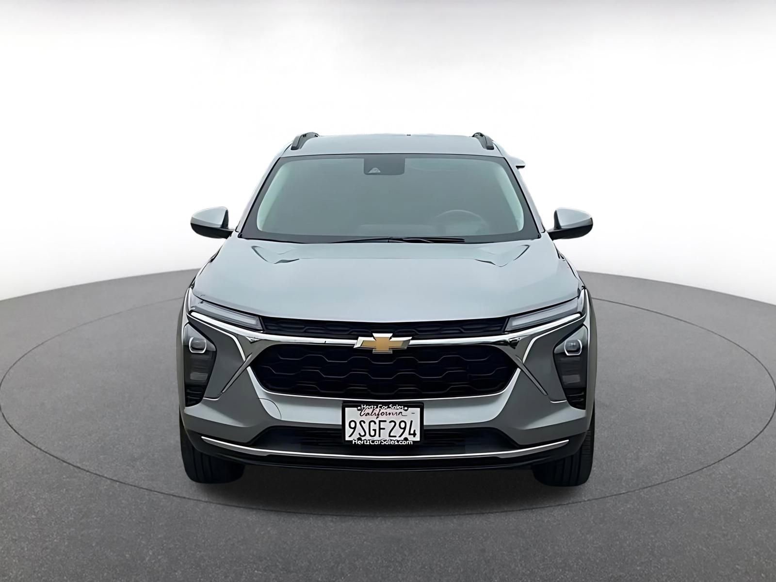 Used 2025 Chevrolet Trax LT image 4