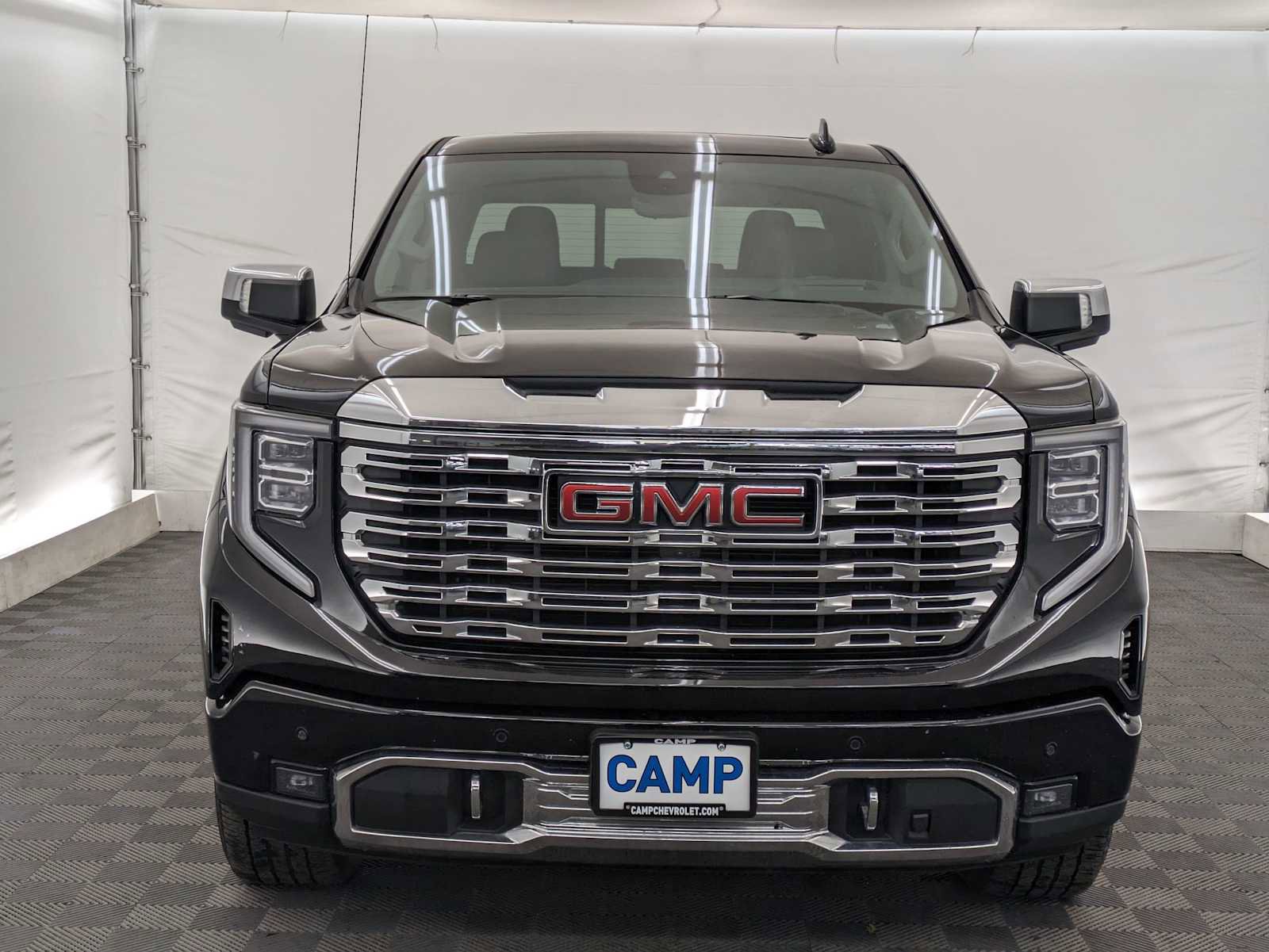 Used 2024 GMC Sierra 1500 Denali w/ Denali Reserve Package image 9