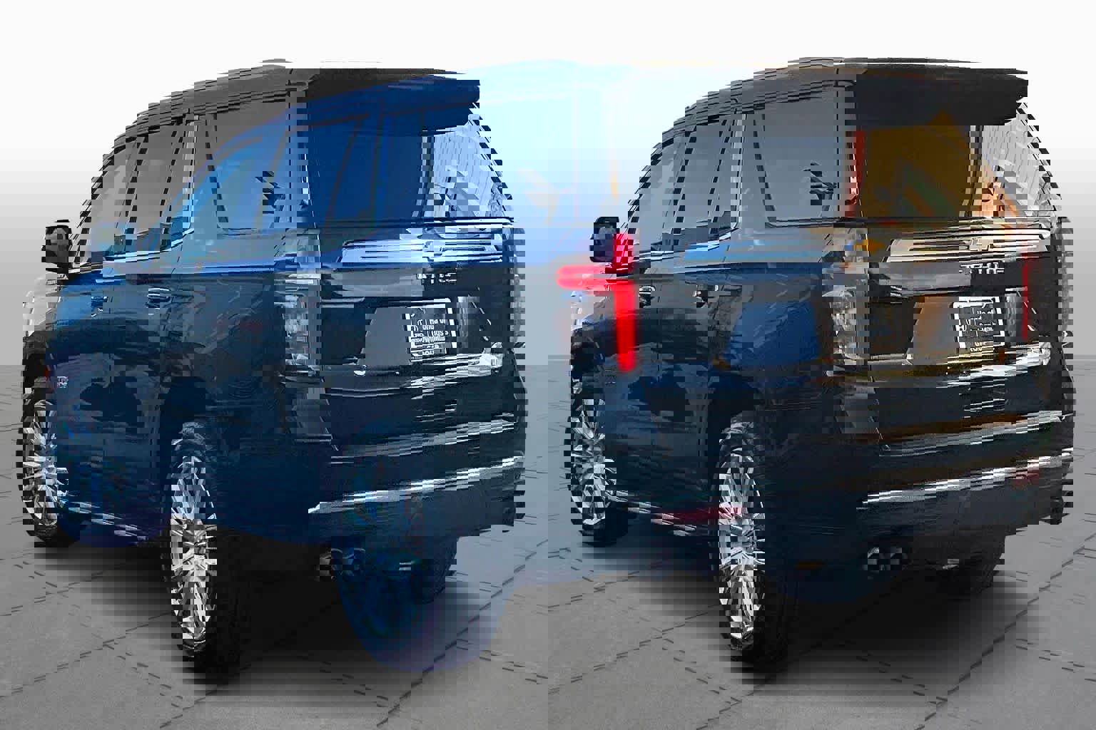 Used 2023 Chevrolet Tahoe High Country image 12