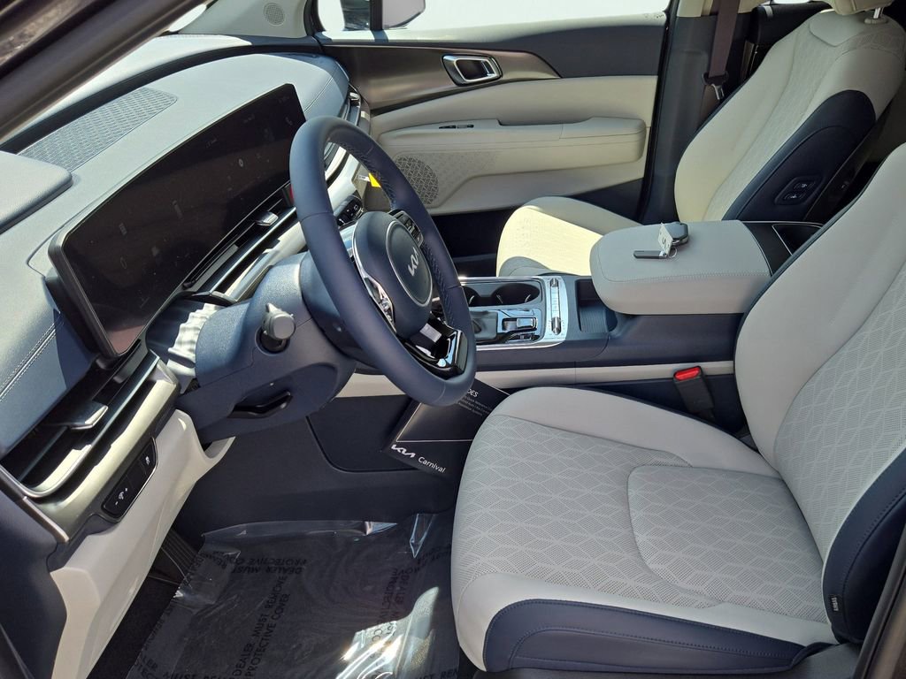 New 2026 Kia Carnival SX w/ SX Dark Edition Package image 18