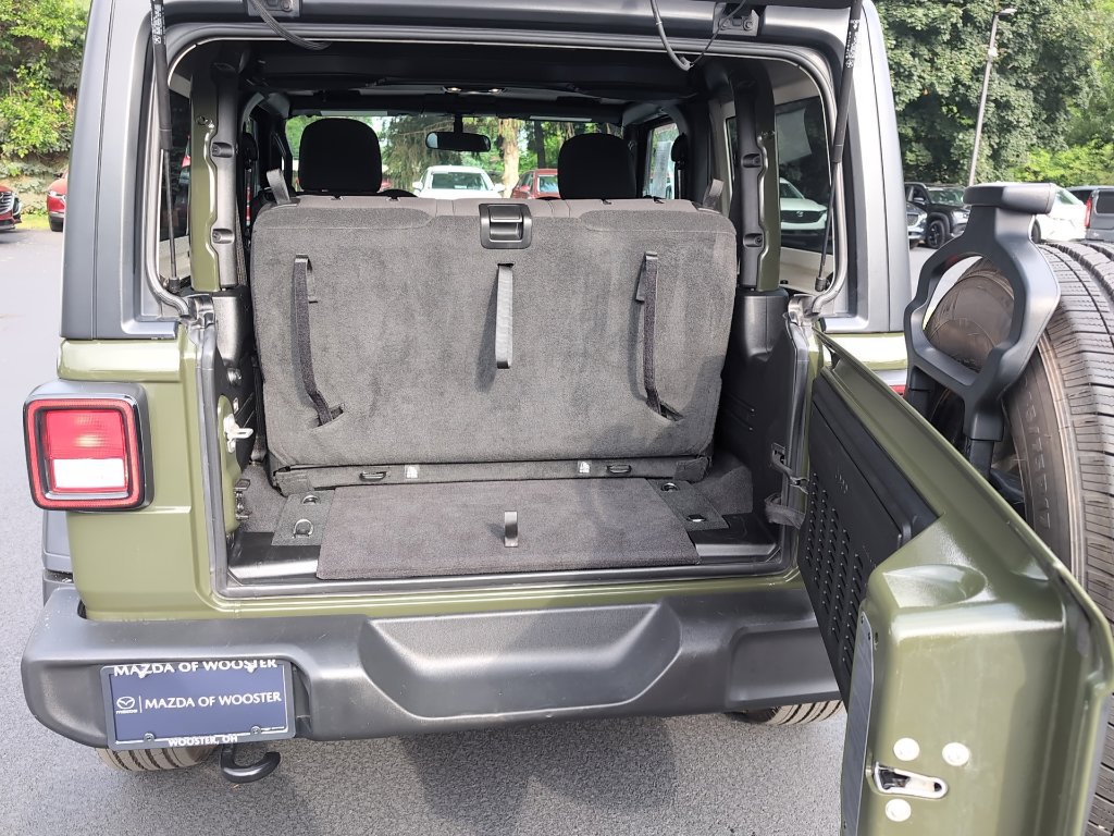 Used 2023 Jeep Wrangler Sport AWD/4WD image 10