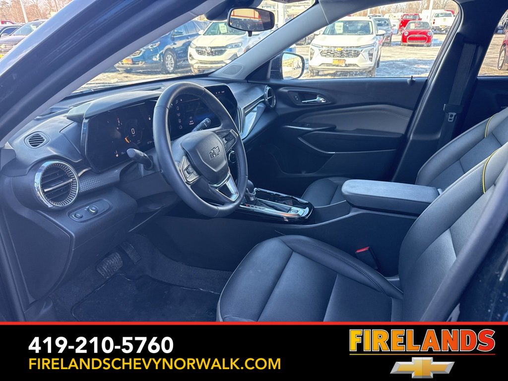 Certified 2025 Chevrolet Trax ACTIV w/ Sunroof Package image 5