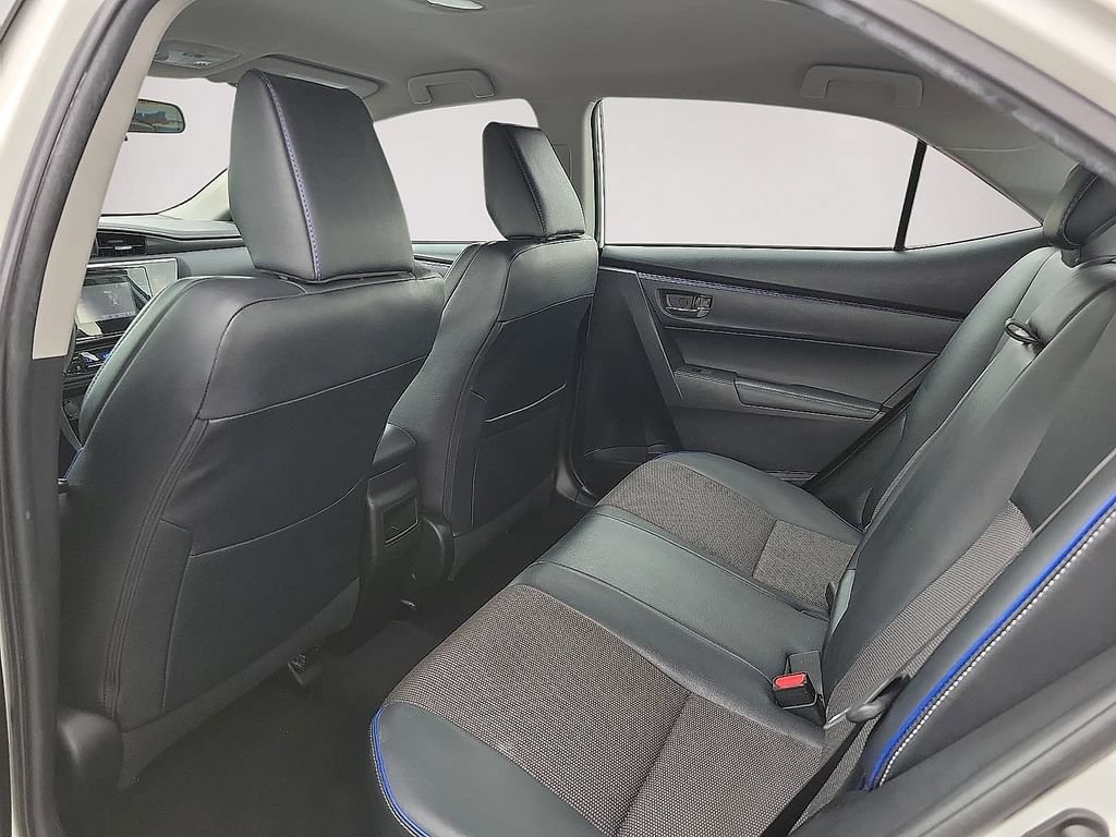 Used 2018 Toyota Corolla SE FWD image 9