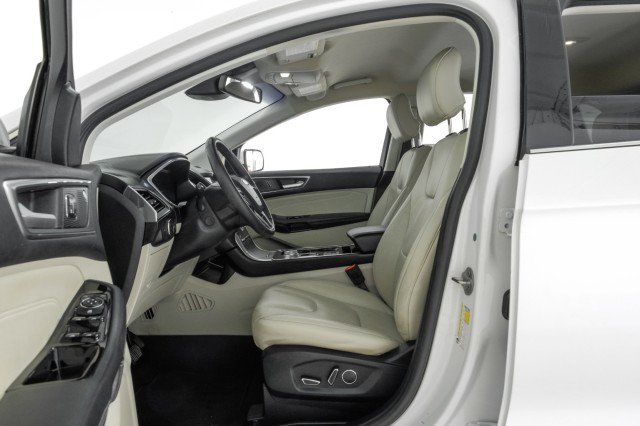 Used 2019 Ford Edge Titanium FWD image 35