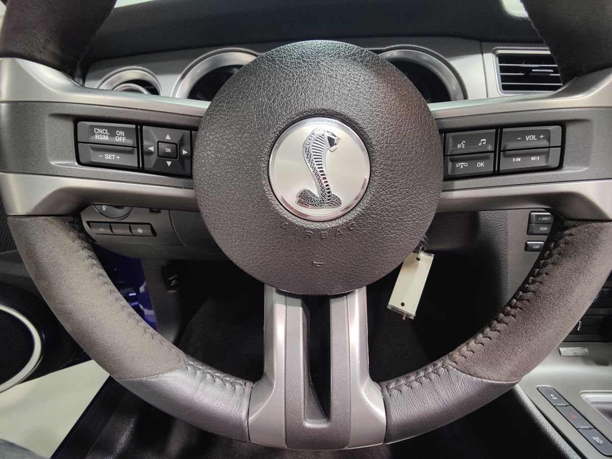 Used 2013 Ford Mustang Shelby GT500 RWD image 59