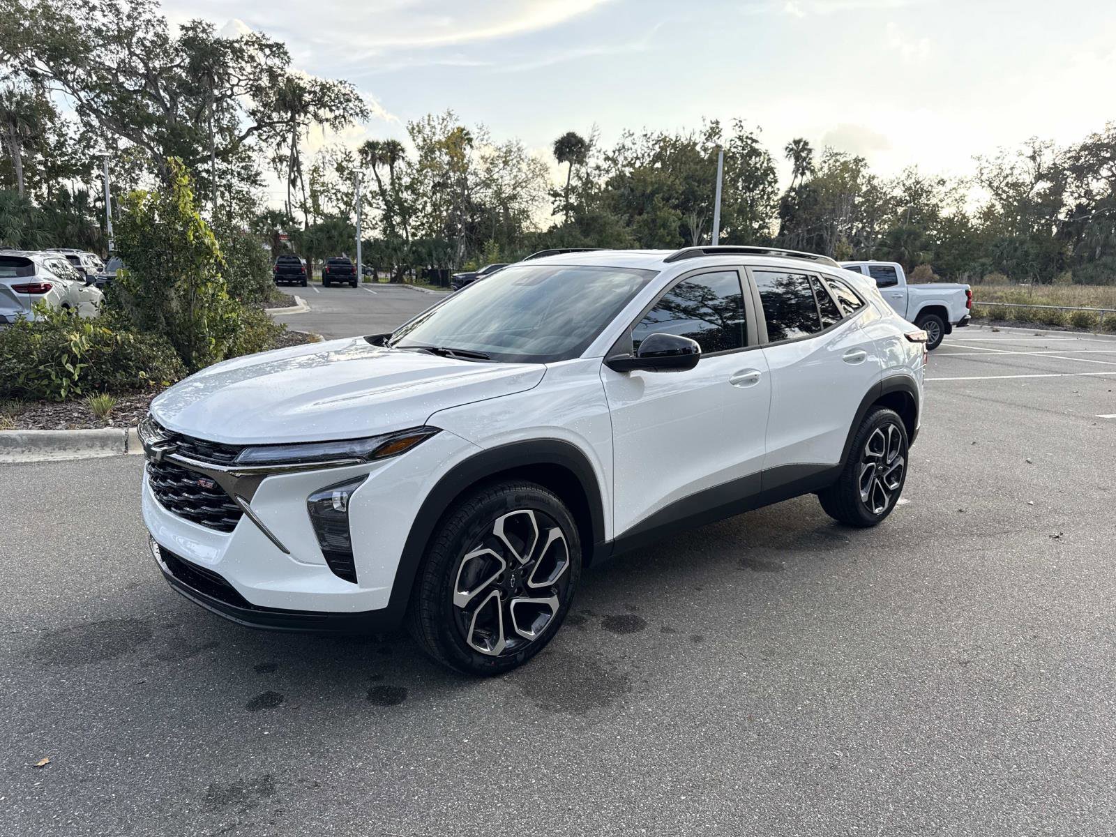 New 2026 Chevrolet Trax RS w/ Sunroof Package image 7