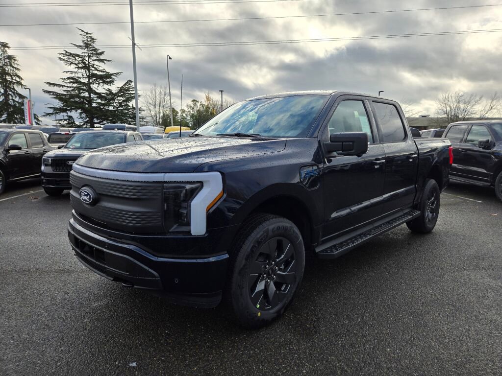 New 2025 Ford F150 Lightning Flash AWD/4WD image 1