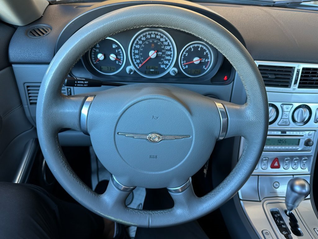 Used 2005 Chrysler Crossfire Limited image 2