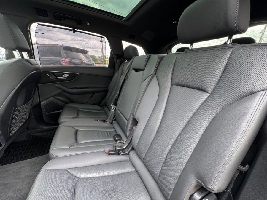 Used 2021 Audi Q7 3.0T Prestige w/ Prestige Package AWD/4WD image 26
