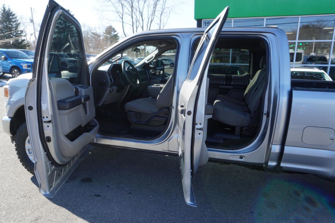 Used 2020 Ford F250 XLT w/ Snow Plow Prep Package image 9