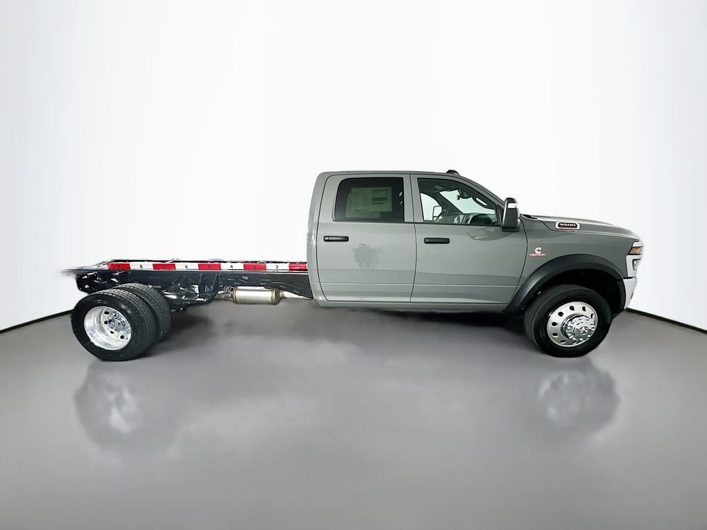 New 2026 RAM 5500 Tradesman w/ Chrome Appearance Group AWD/4WD image 8