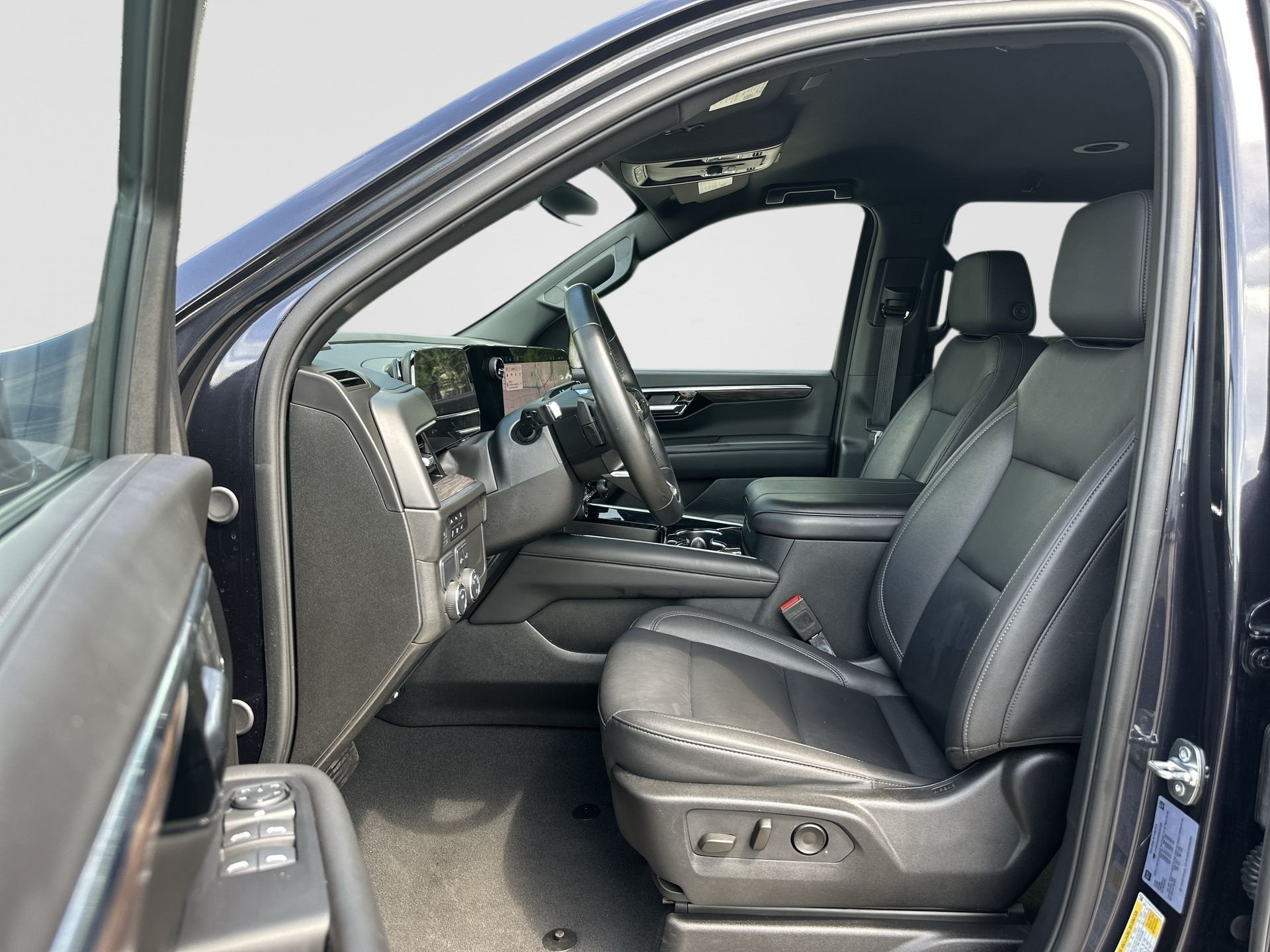 Certified 2025 Chevrolet Tahoe LT RWD image 19