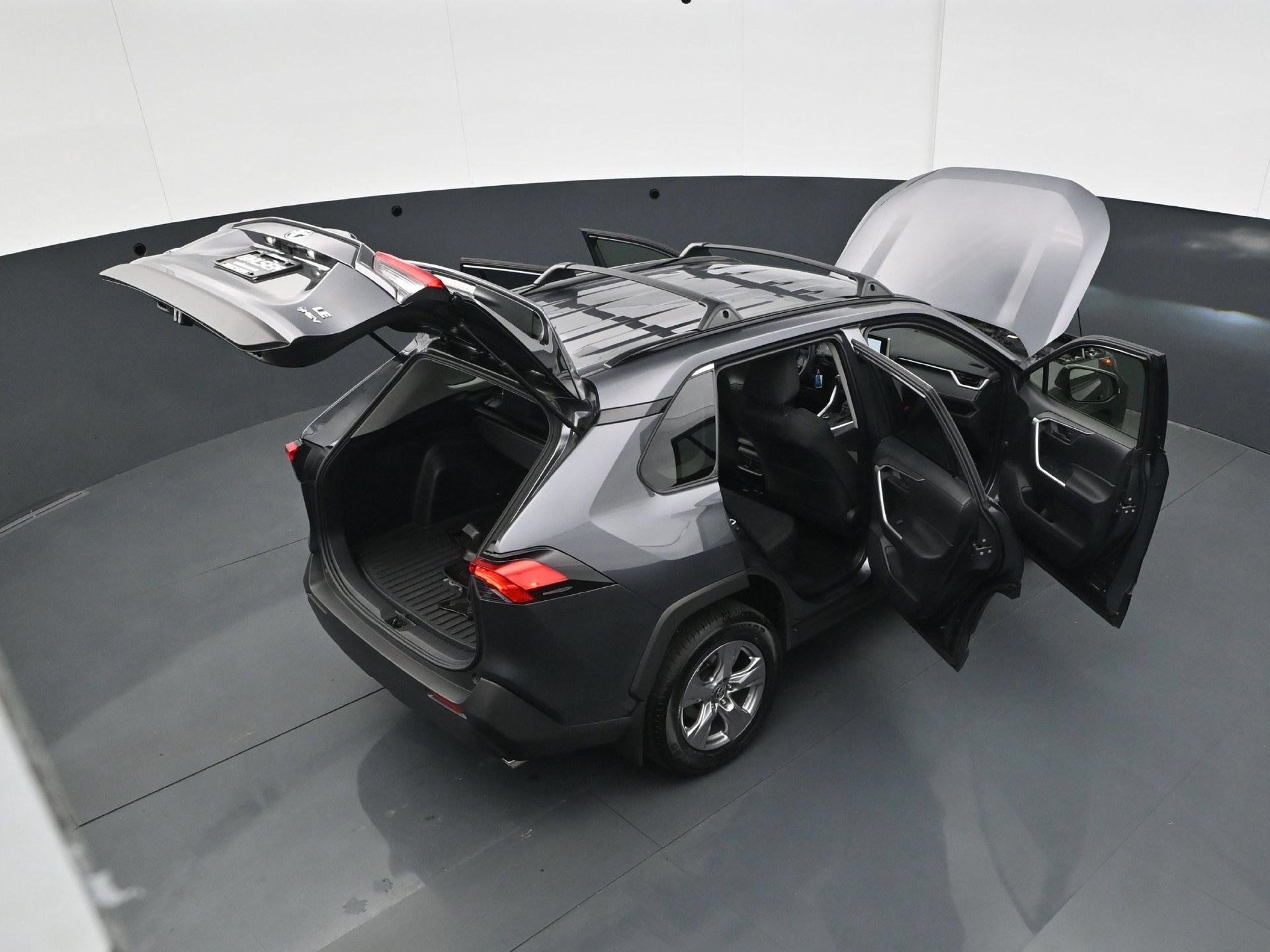Used 2025 Toyota RAV4 LE AWD/4WD image 41