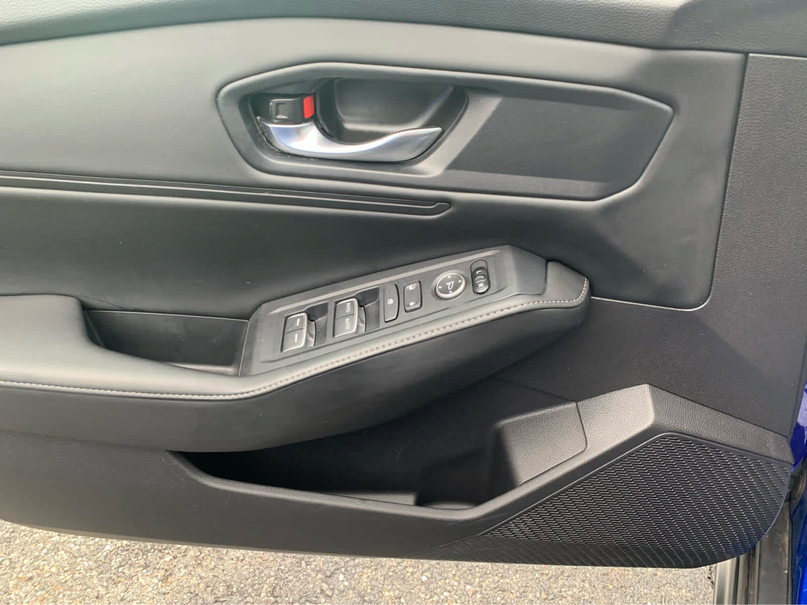 Used 2023 Honda Accord Sport image 13