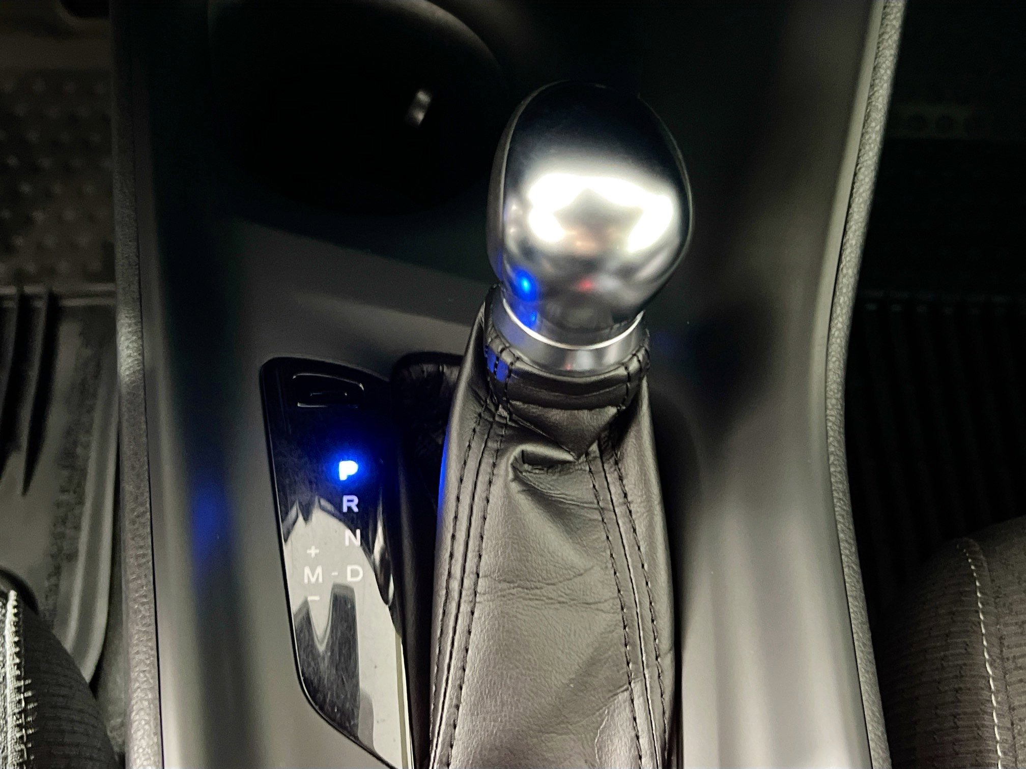 Used 2018 Toyota C-HR XLE image 25