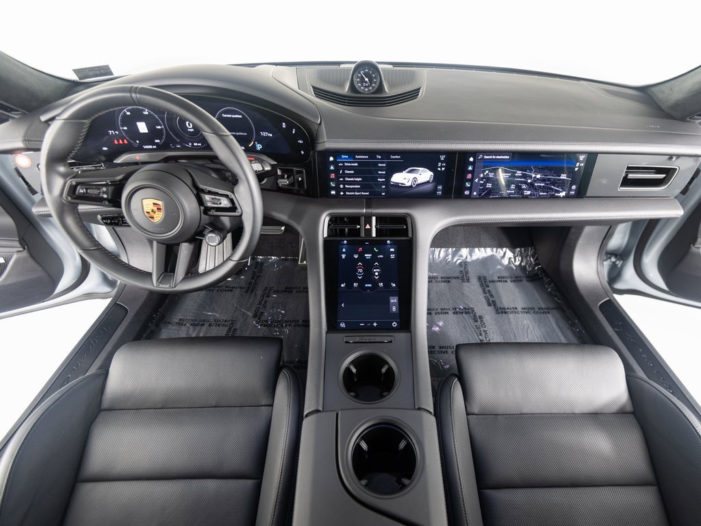 Certified 2022 Porsche Taycan GTS image 24