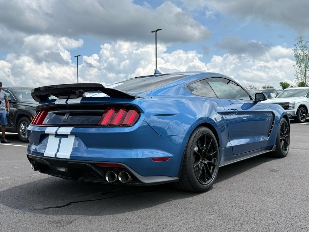 Used 2020 Ford Mustang Shelby GT350 w/ Technology Package RWD image 5