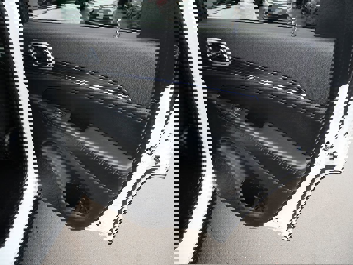 Used 2021 Jeep Grand Cherokee Limited w/ Trailer Tow Group IV image 26