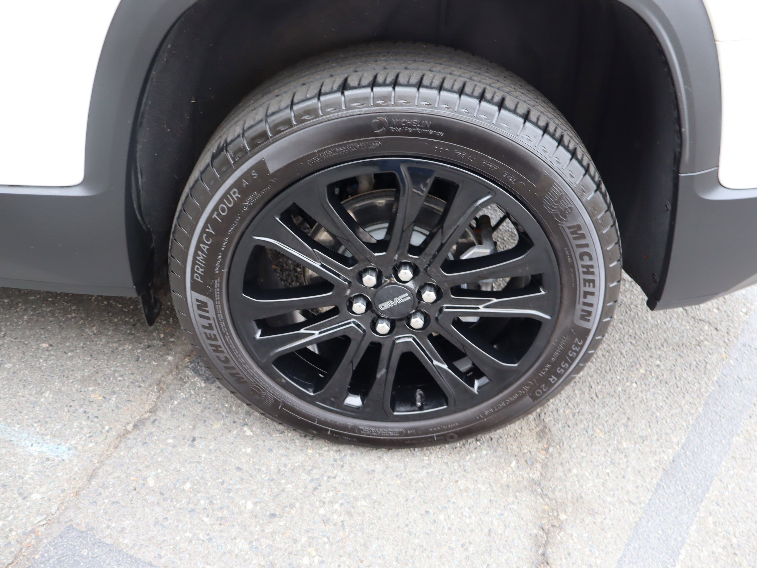 Certified 2023 GMC Acadia SLE w/ Driver Convenience Package image 42