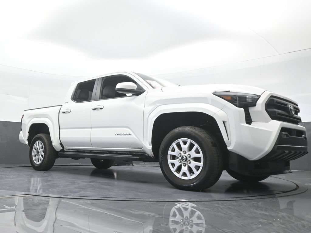 Used 2024 Toyota Tacoma SR5 RWD image 67