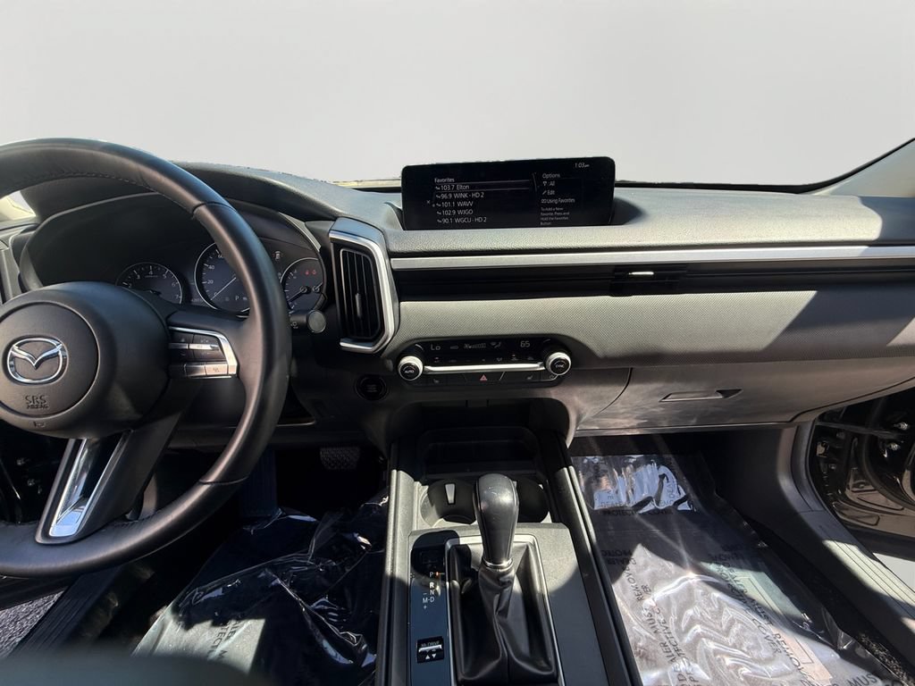 Used 2025 Toyota RAV4 XLE AWD/4WD image 14