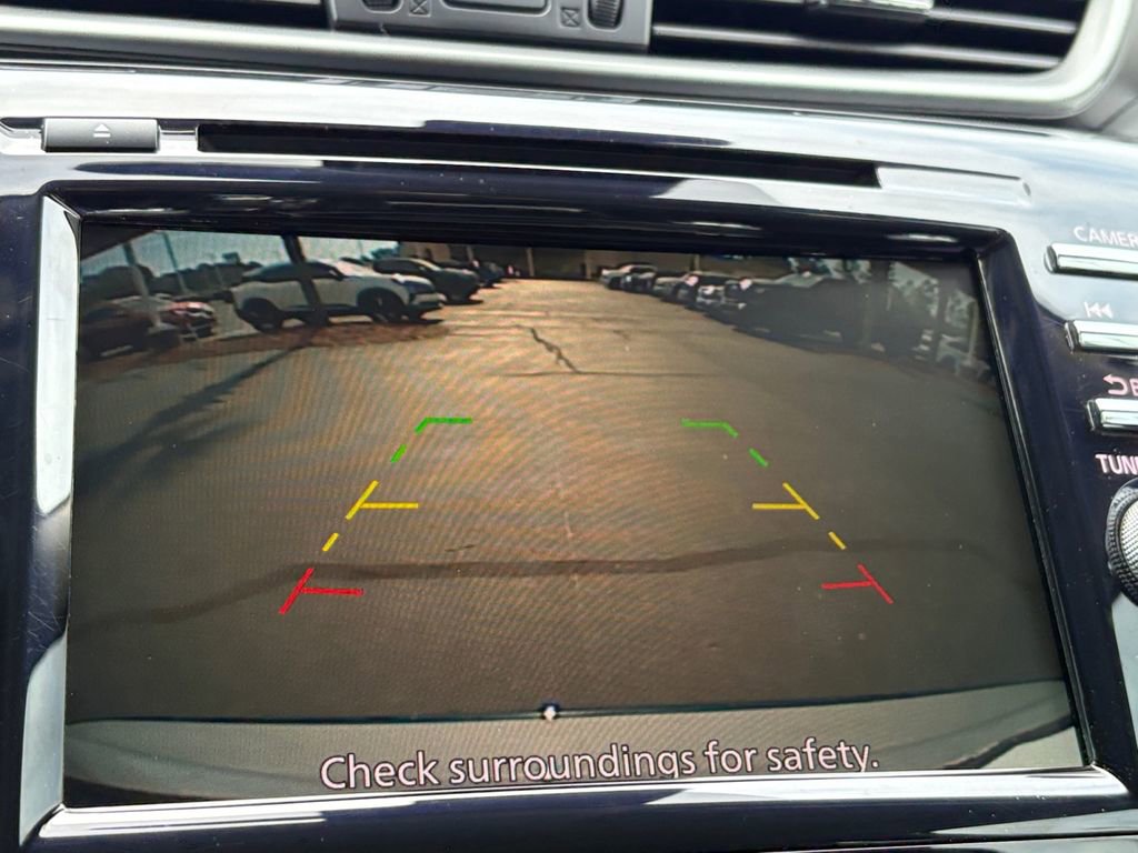 Used 2024 Nissan Murano SV w/ SV Midnight Edition Package image 19