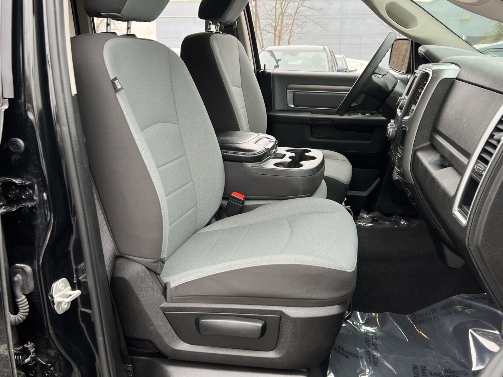 Used 2023 RAM 1500 Classic SLT image 26