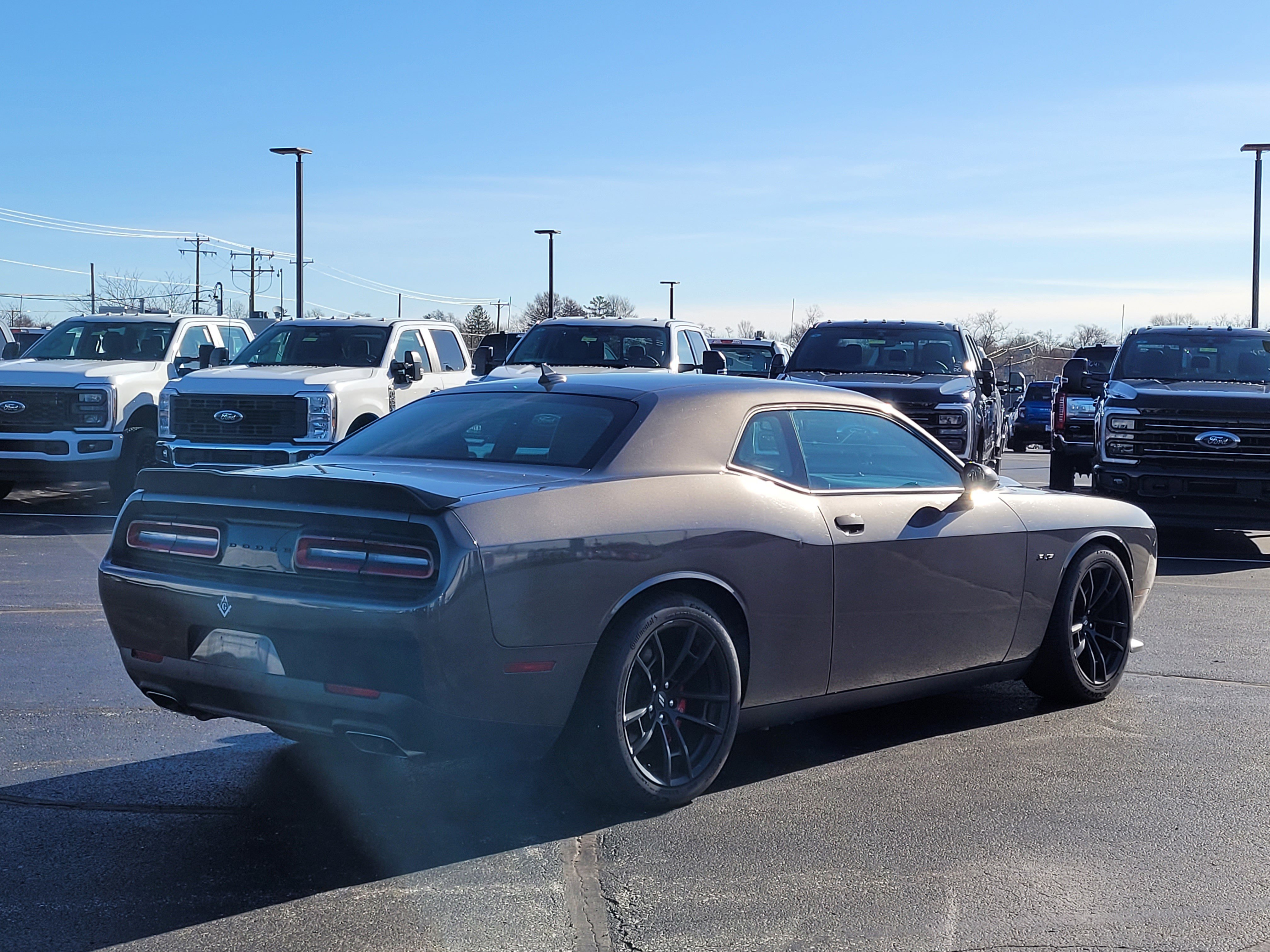 Used 2023 Dodge Challenger R/T w/ Plus Package image 4