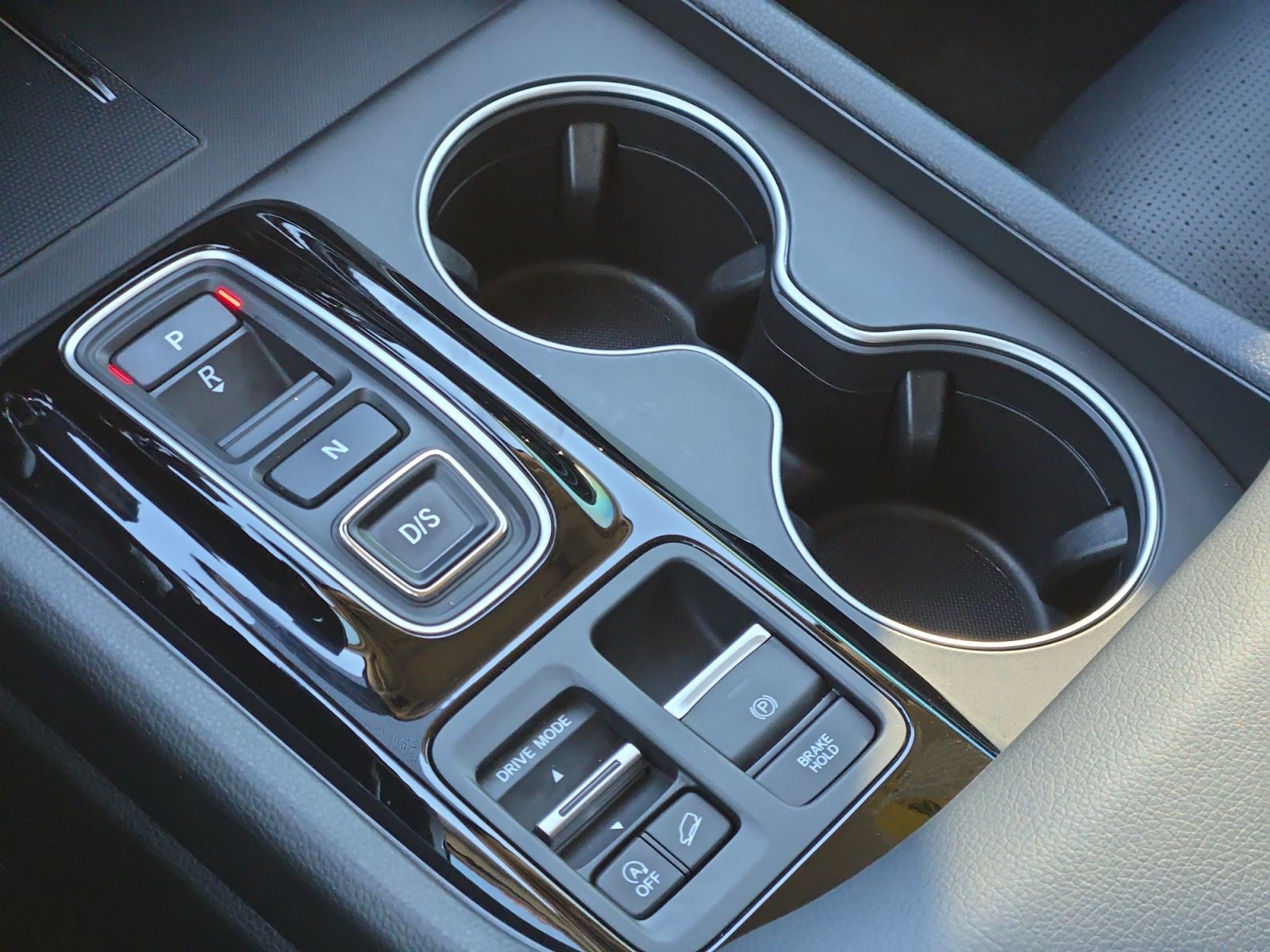 Certified 2025 Honda Pilot Elite image 16
