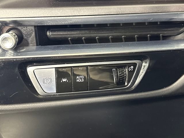 Used 2024 Cadillac Lyriq Tech image 19