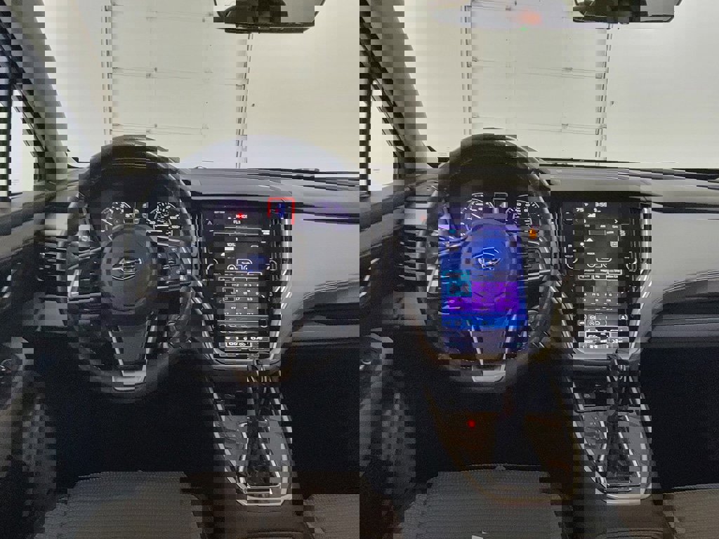 Used 2022 Subaru Outback Premium image 12