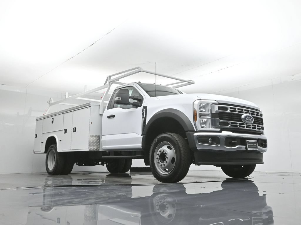 New 2025 Ford F450 XL w/ XL Chrome Package RWD image 51
