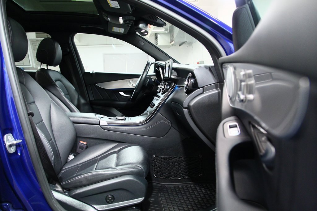 Used 2019 Mercedes-Benz GLC 300 4MATIC image 23