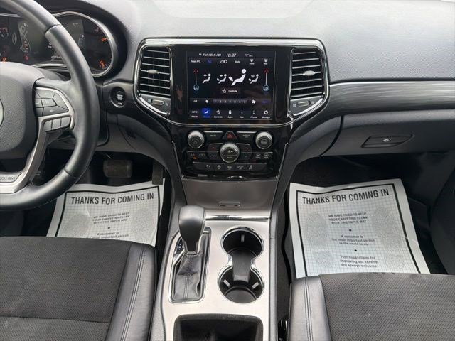 Used 2022 Jeep Grand Cherokee Laredo X image 22