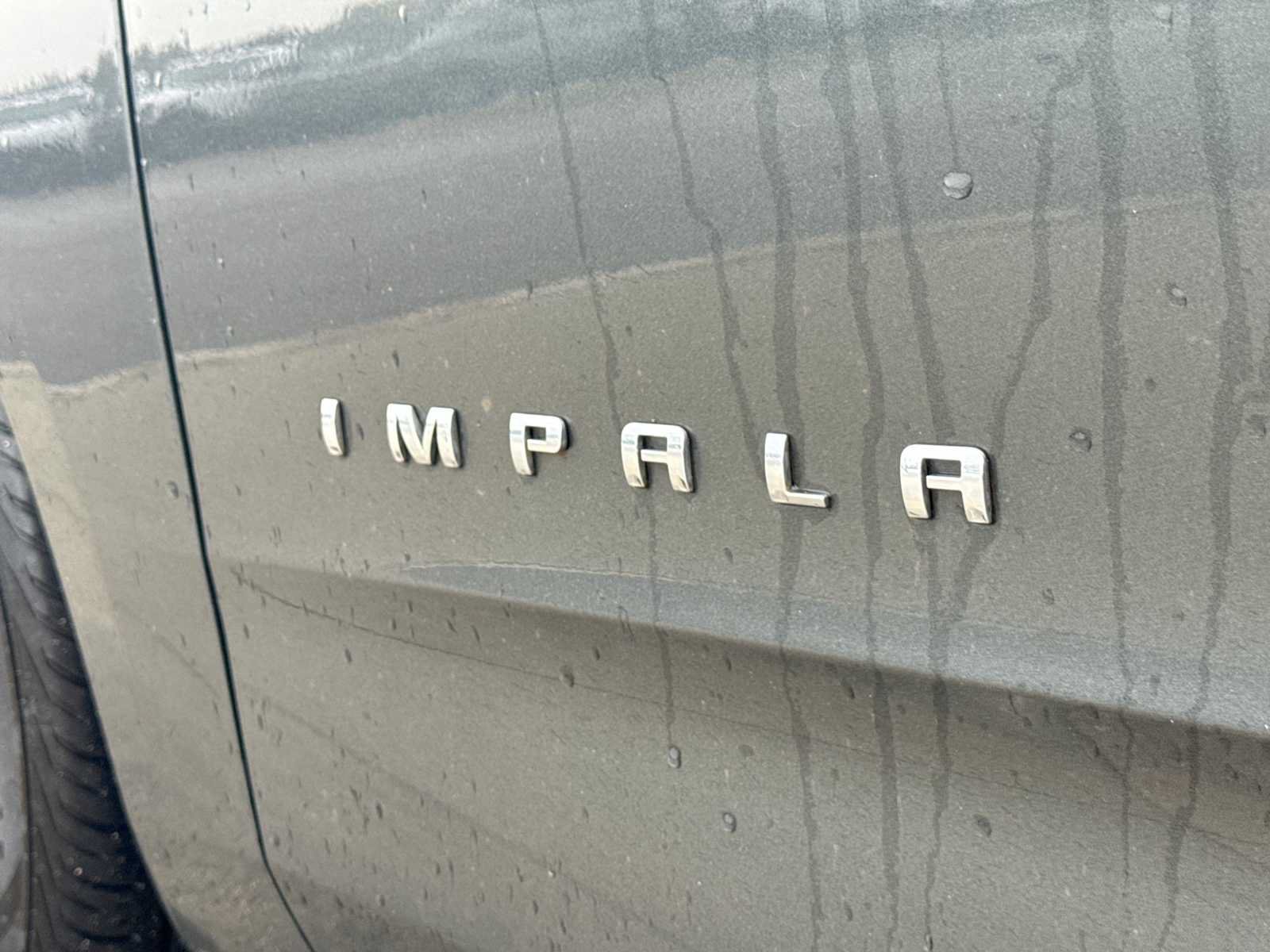 Used 2019 Chevrolet Impala LT FWD image 12