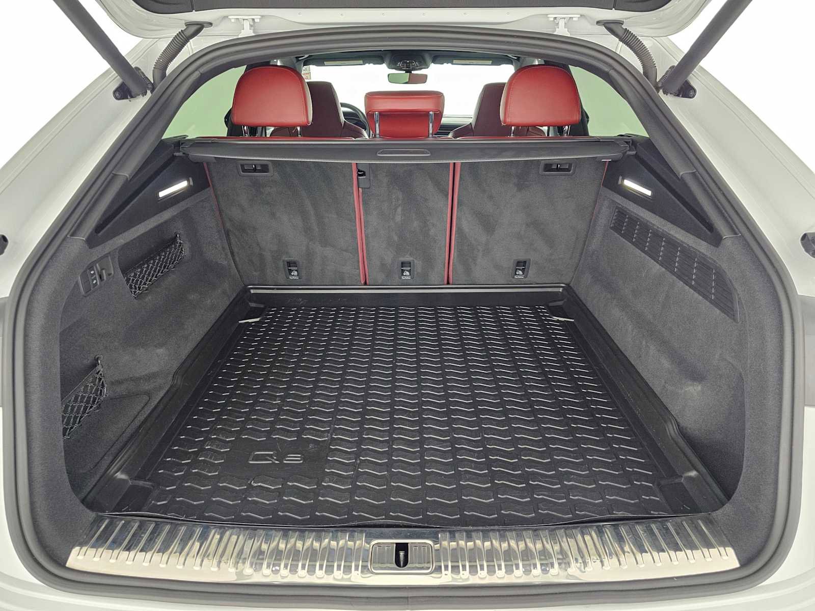 Used 2021 Audi SQ8 Premium Plus w/ SQ8 Black Optic Package image 14