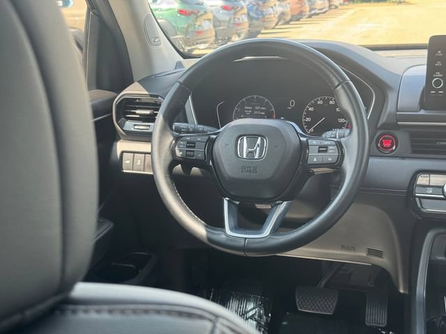 Used 2023 Honda Pilot Touring image 24
