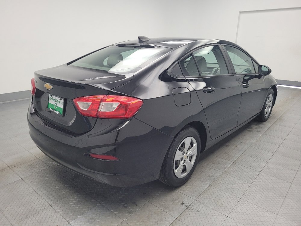 Used 2017 Chevrolet Cruze LS image 9