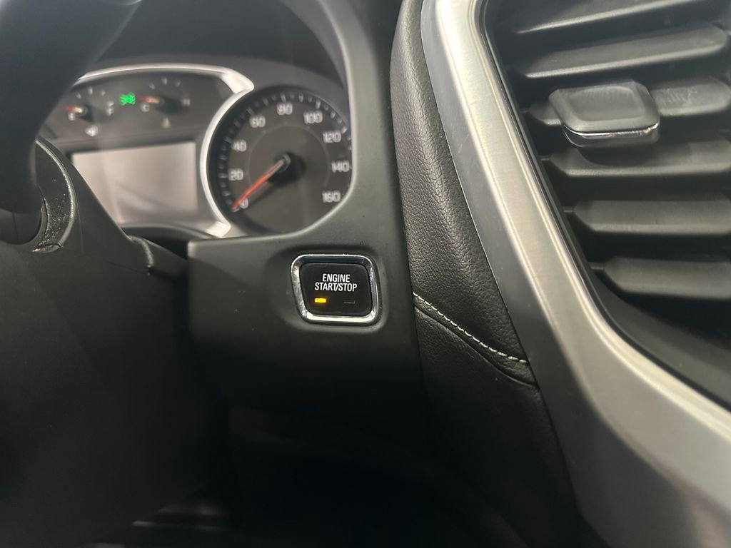 Used 2022 GMC Acadia SLE w/ LPO, Floor Liner Package AWD/4WD image 20