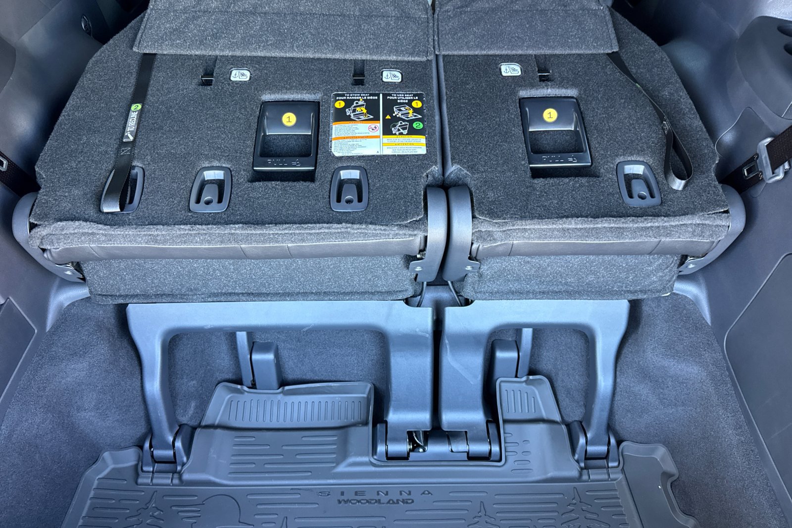 Certified 2026 Toyota Sienna XLE Woodland Edition AWD/4WD image 22