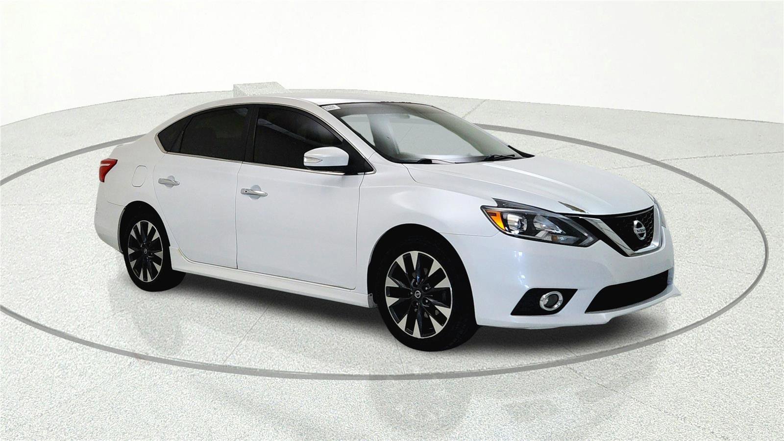 Used 2017 Nissan Sentra SR FWD image 8