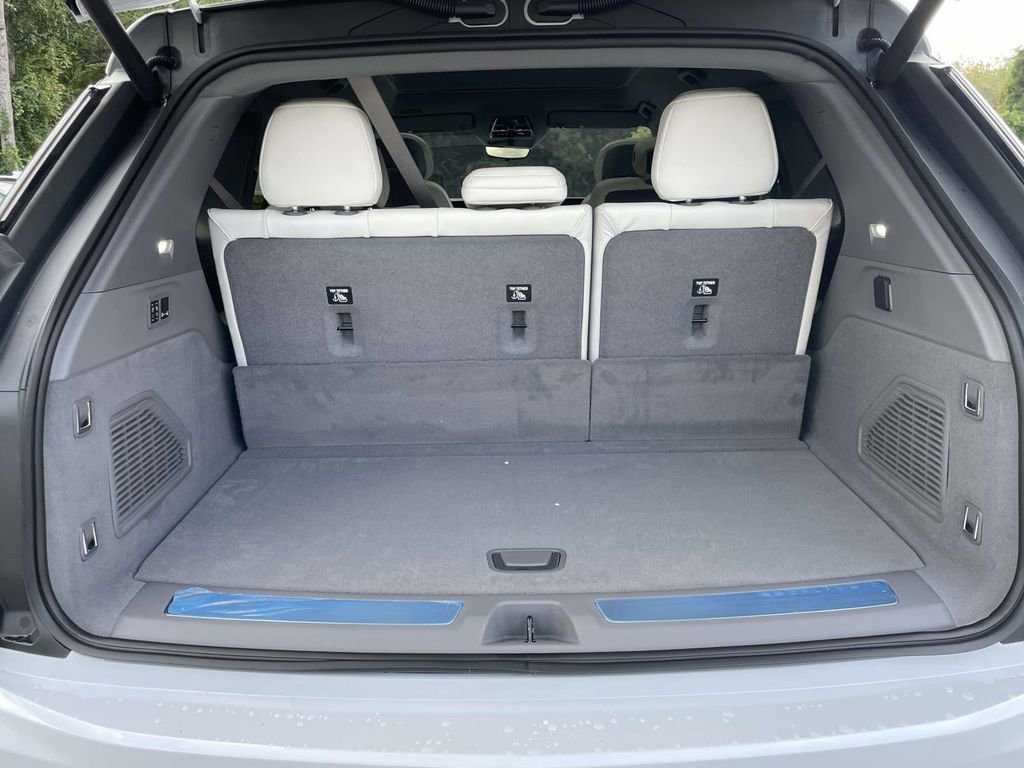 New 2026 Cadillac Escalade IQ Sport 1 image 10