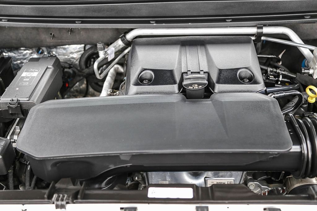 Used 2024 Chevrolet Colorado ZR2 w/ Technology Package image 28