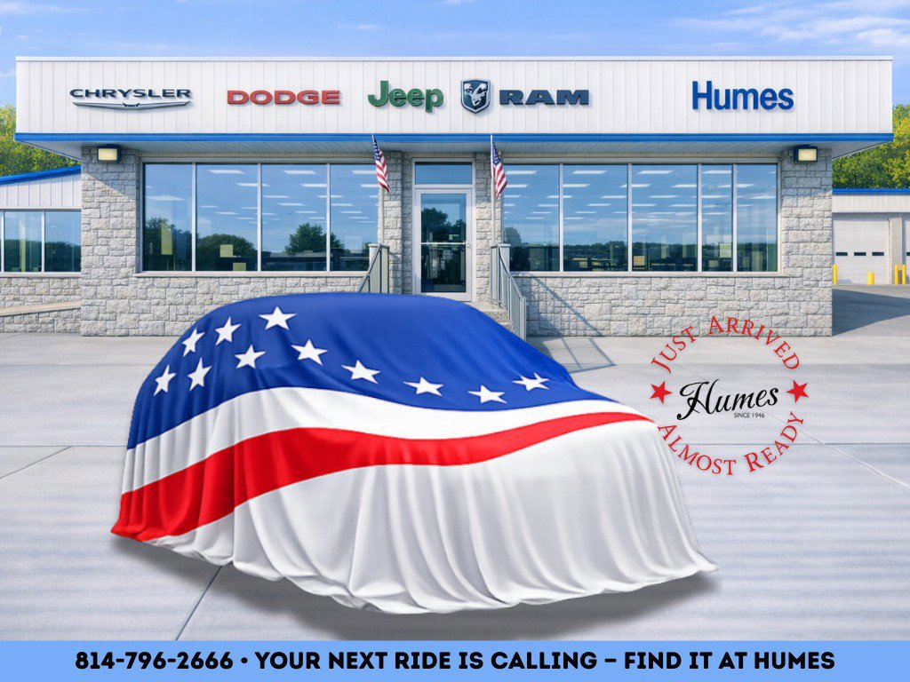 Used 2024 Volkswagen Tiguan SE image 1