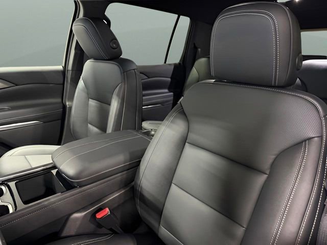 New 2026 Chevrolet Traverse LT w/ Driver Confidence Package image 11