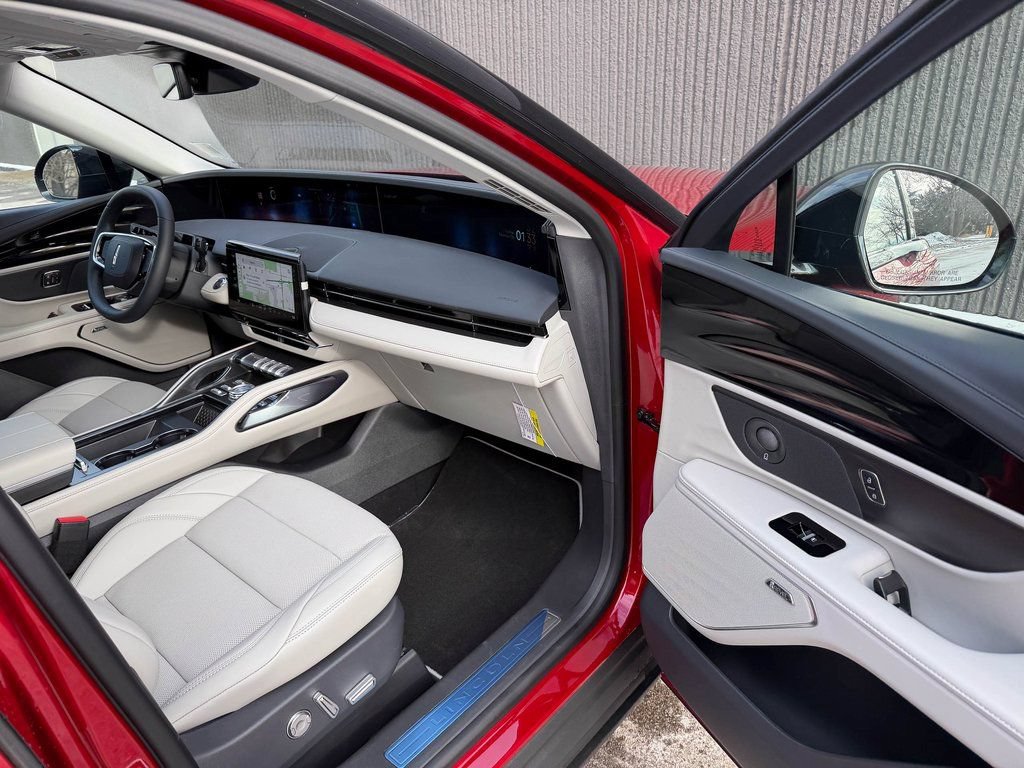 New 2026 Lincoln Nautilus Premier w/ Equipment Group 102A AWD/4WD image 24