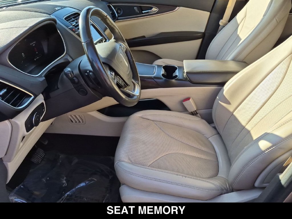 Used 2019 Lincoln Nautilus Reserve w/ Driver Assistance Package AWD/4WD image 20